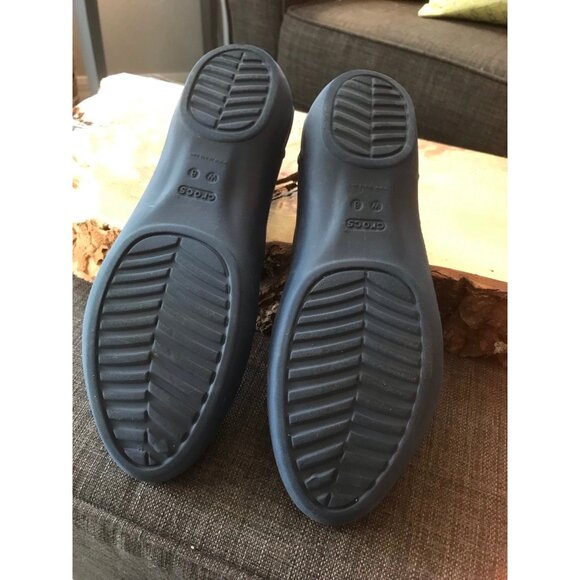 Womens Laura Crocs Navy Blue size 8 - Picture 8 of 9